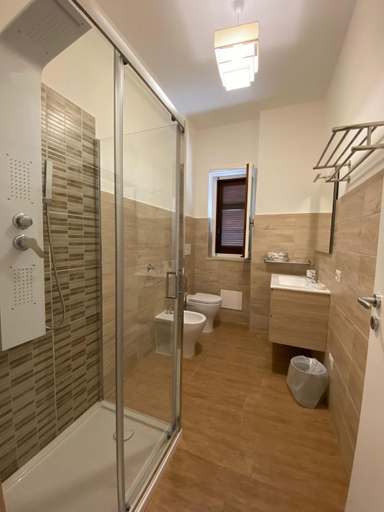 Bathroom 2, Vista Stromboli, Cosenza