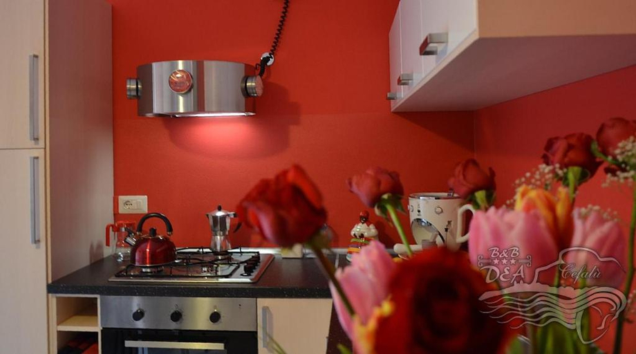 Others 4, B&B DEA, Palermo