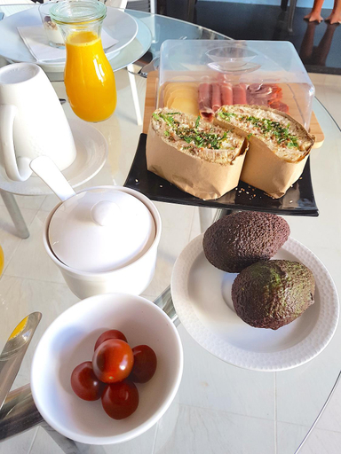 Food & Drinks 5, Starbal Love, Baleares