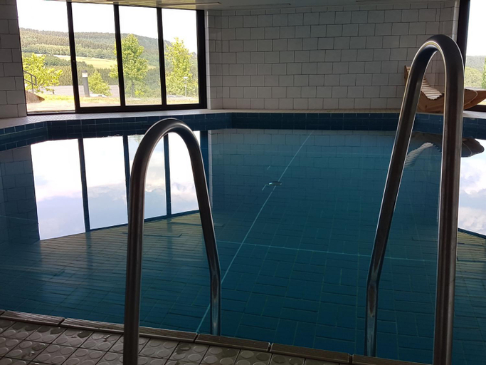 Sport & Beauty, Chalet in Gerolstein near Forest Trails, Vulkaneifel