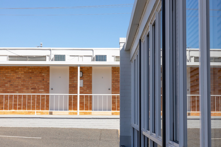 Exterior & Views 2, The Club Hotel, Gladstone