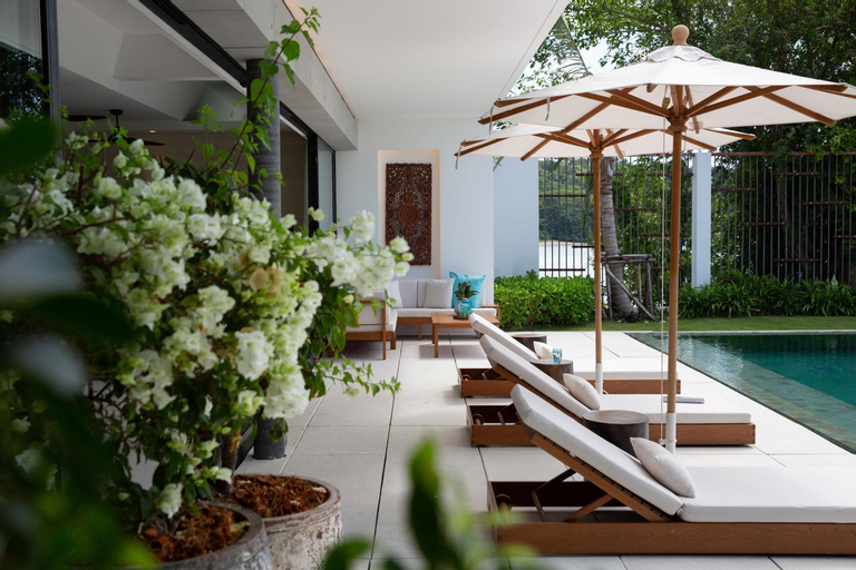 Swimming Pool 14