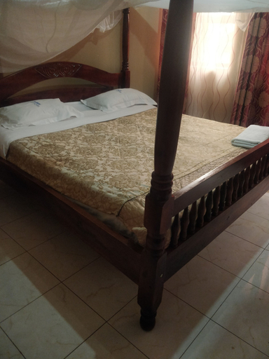 Bedroom 4, Enjoy Guest Hotel, Buikwe