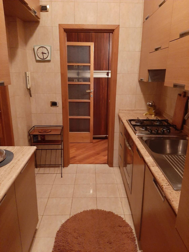 Others 4, Mary Grace house, Rome