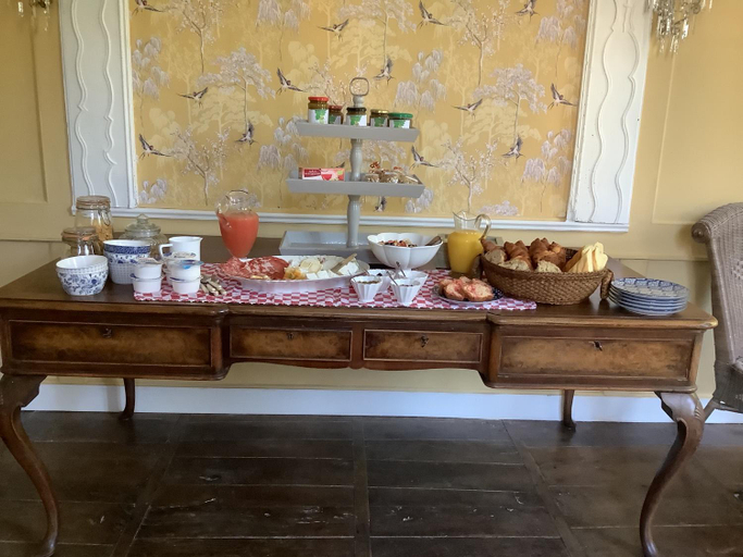 Food & Drinks 5, Vue de la Riviere, Dordogne