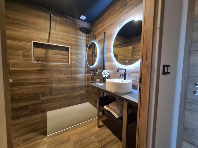 Bathroom 4, La Suite Melusine - Le Souffle du Saule - SPA, Moselle