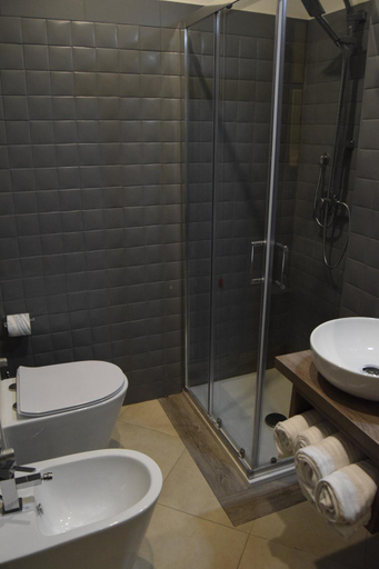 Bathroom 5, Holiday a San Pietro, Rome