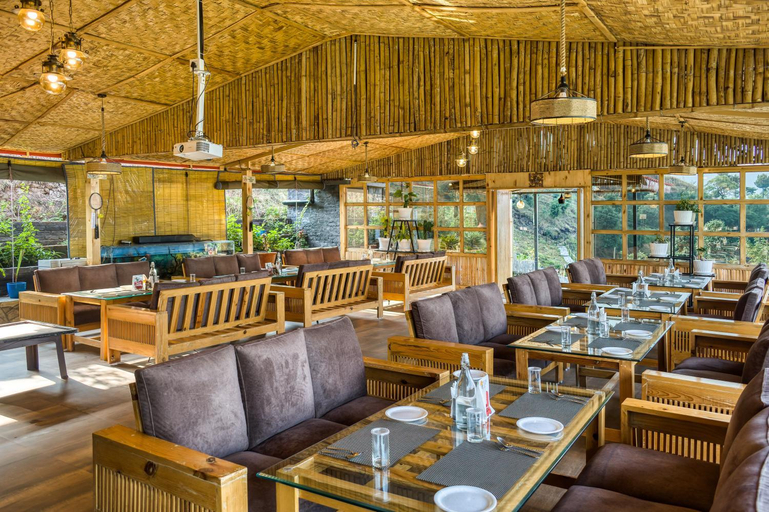 Food & Drinks 5, Royal Cliff Resorts, Nainital