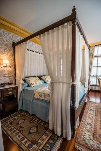 Others 3, Hotel Palacete Real, Asturias