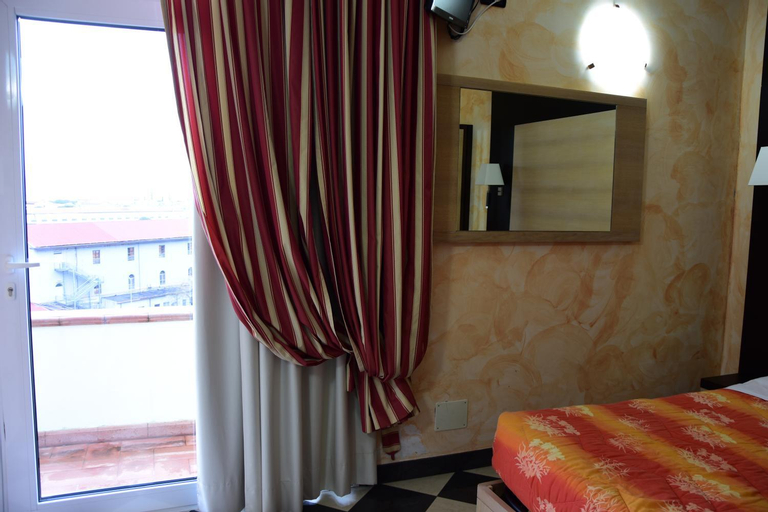 Bedroom 3, VILLA NINA, La Spezia