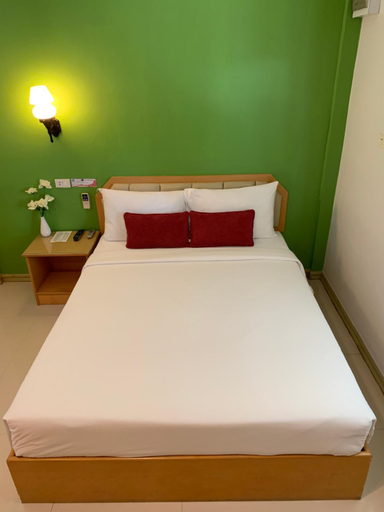 Bedroom 3, The Orchid House, Kranuan