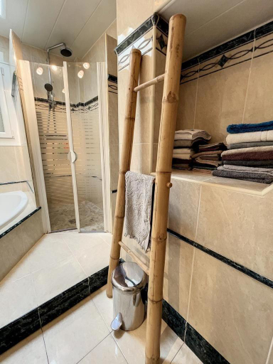 Bathroom 2, Chez Amelie, Isère