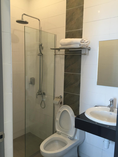Bathroom 8