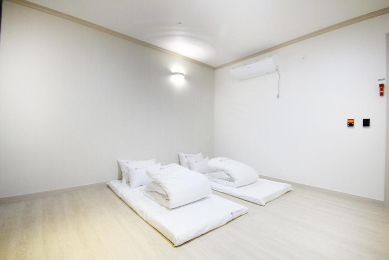 Bedroom 3, Mj Hotel, Yeosu