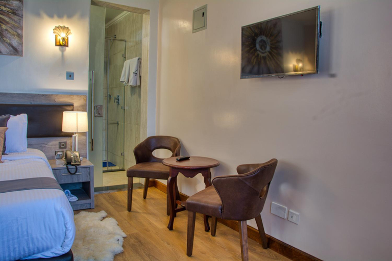 Bedroom 3, Aberdare Prestige & Royal Cottages, Kieni