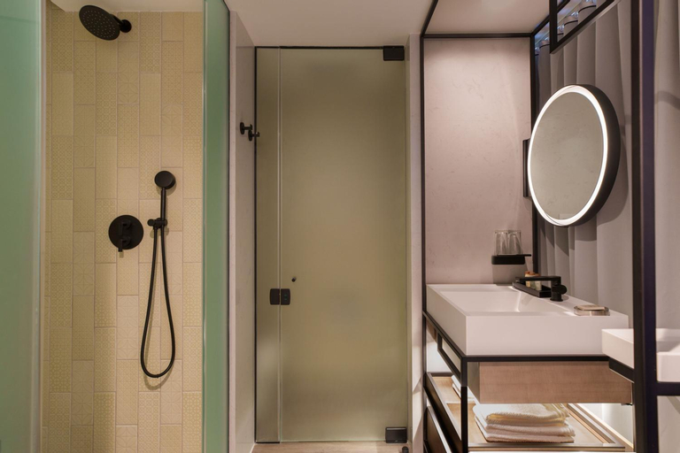 Bathroom 9