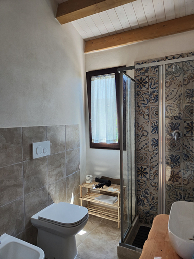 Bathroom 4, AgriBarocco, Syracuse