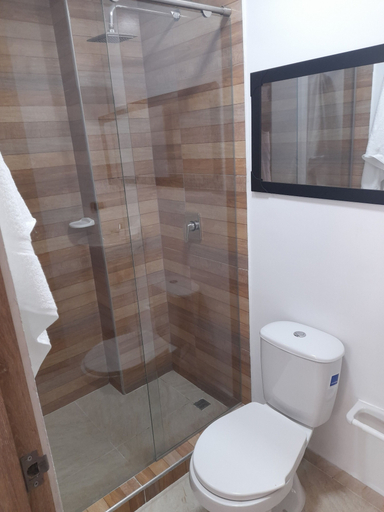 Bathroom, Granada suites aparta estudio, Santiago de Cali