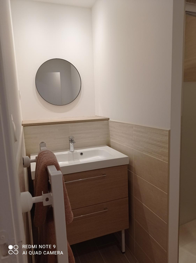Others 3, AppartHotel, Vienne