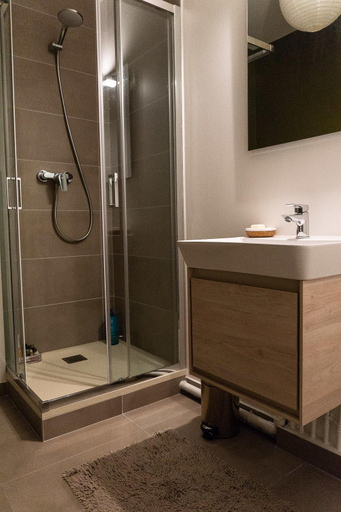 Others 5, Chambre d'hotes de charme a Montreuil-Paris, Seine-Saint-Denis