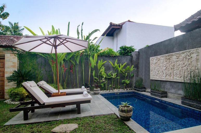 Swimming Pool 6