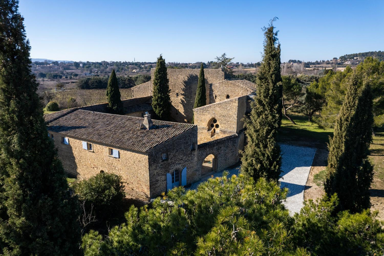 Others 5, Chateau Saint-Pierre de Mejans, Vaucluse