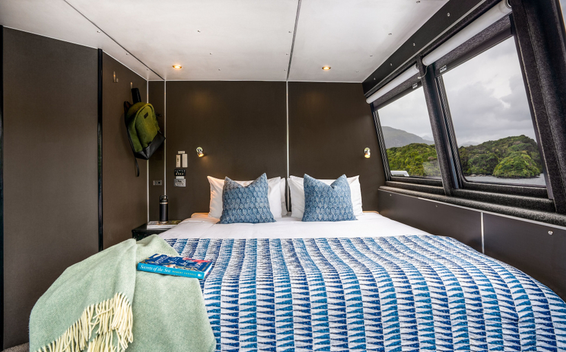 Bedroom 2, Fiordland Discovery, Southland