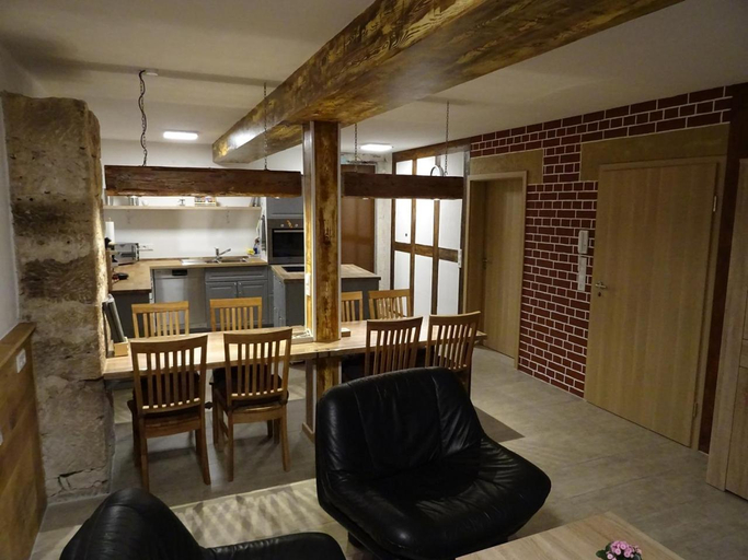 Others 2, Pensionszimmer Ziaglhidde, Tübingen