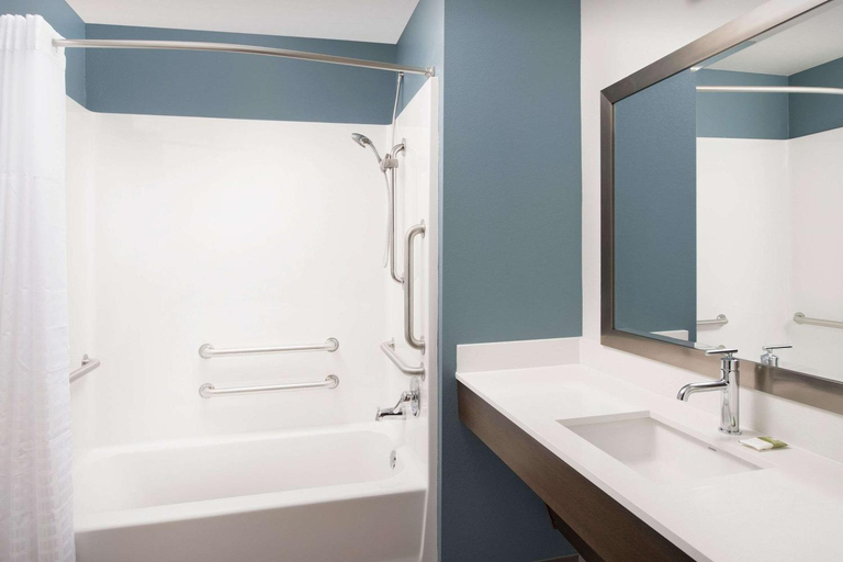 Bathroom 4, WoodSpring Suites Chicago Tinley Park, Will