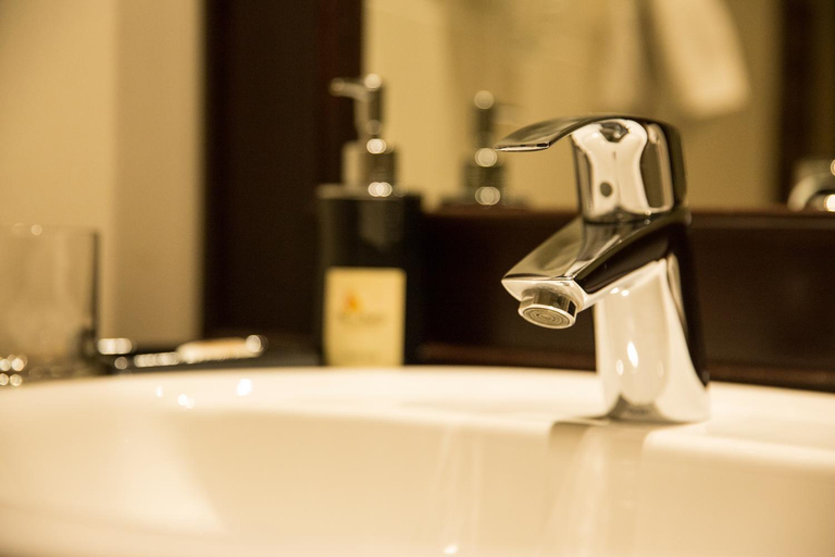 Bathroom 4, CheRiz Boutique Villa Hotel, Nuwara Eliya