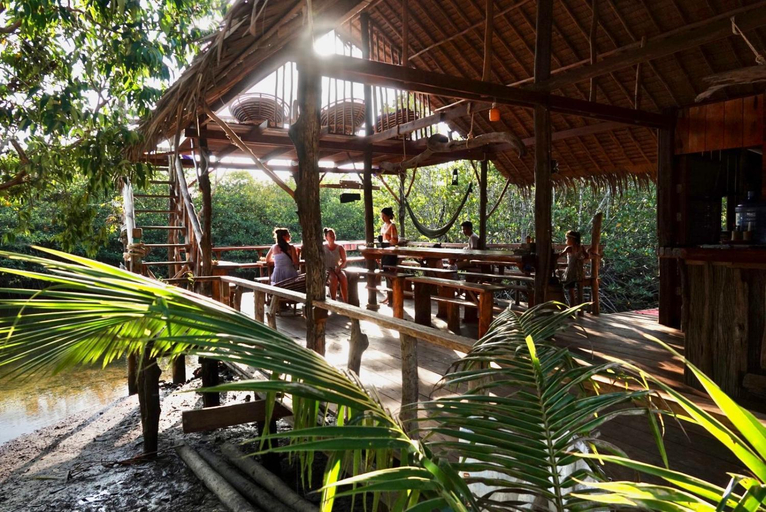 Food & Drinks 4, Lily's Riverhouse, Sihanoukville