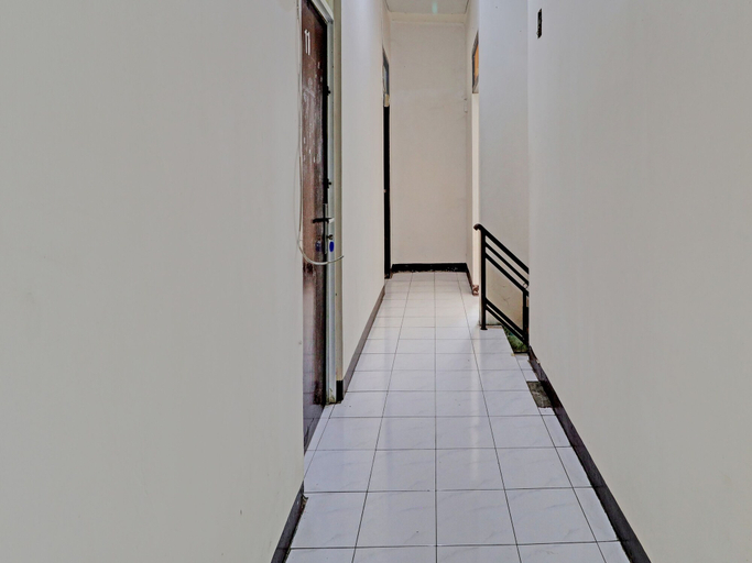 Others 4, OYO Life 92685 Kost Arimbi, Bandung