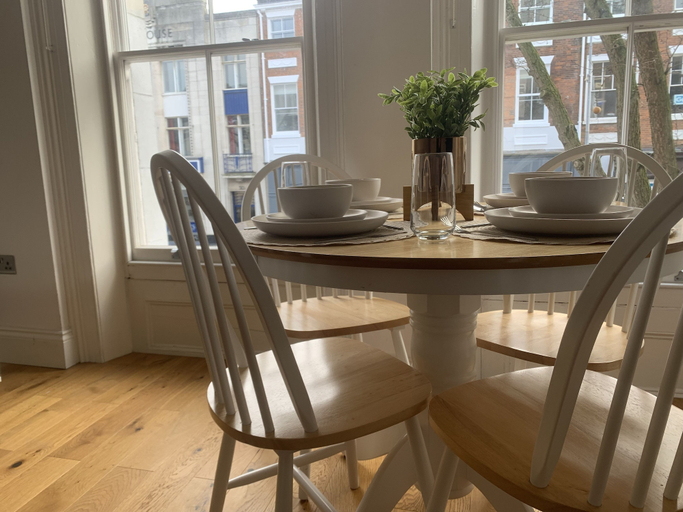 Others 5, Hull Spacious Apartment 5, Kingston upon Hull