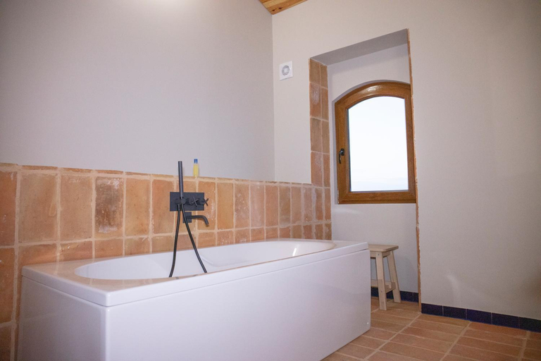 Bathroom 2, Vale das Maias - Casa de Campo, Penacova