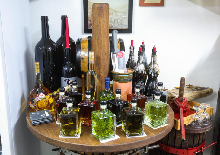 Food & Drinks 4, Healthy House Glamping, Koper