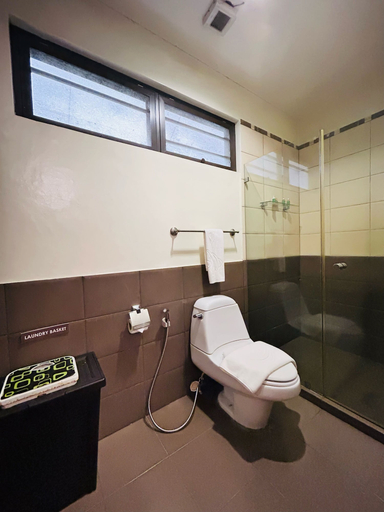 Bathroom 3, Sheridan Boutique Resort, Oton