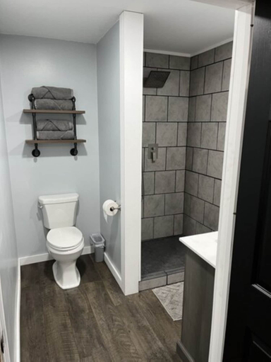 Bathroom 3, Fox Run Resort, Mingo
