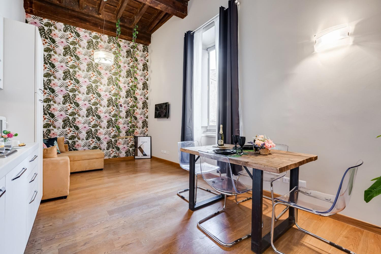 Others 4, Klioos Apartment, Rome