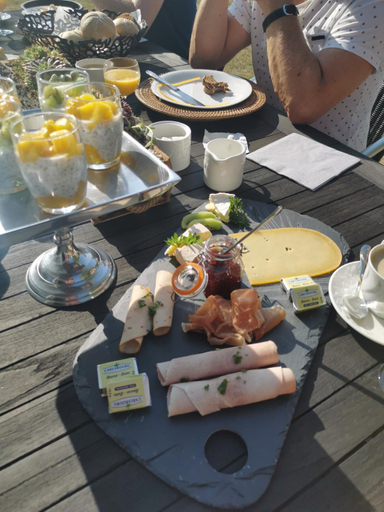 Food & Drinks 5, Bed & Bokes aan de Maaskant, Limburg