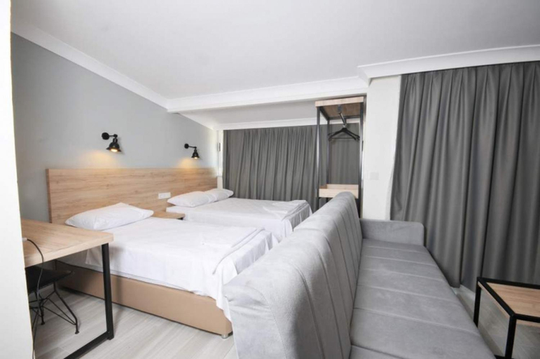 Bedroom 3, Club Sema Suite Hotel, Marmaris
