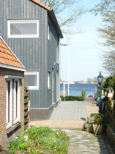 Others 2, B&B It Lytshus, Tytsjerksteradiel