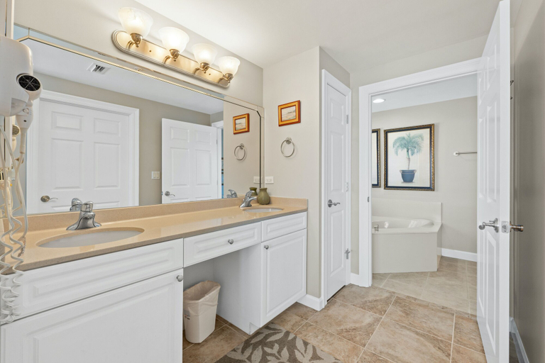 Bathroom 5, Boardwalk Beach Resort by Panhandle Getaways, Bay
