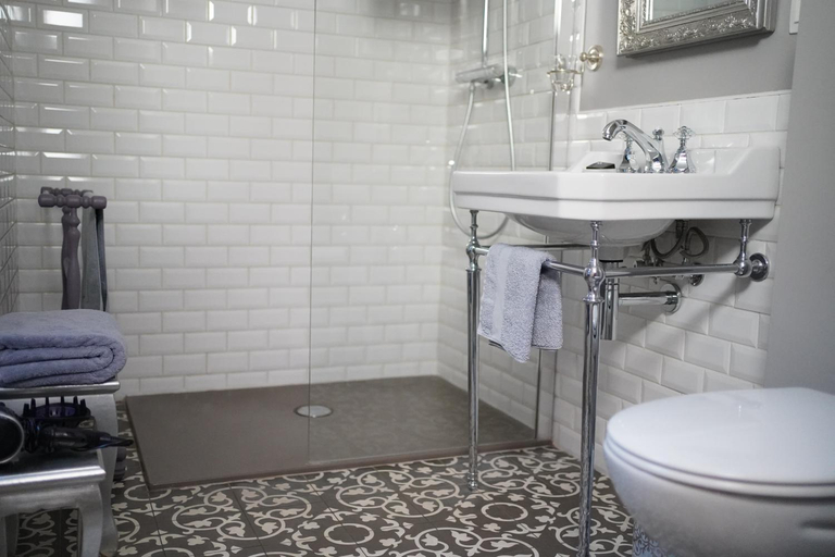 Bathroom 3, B&B PETIT PRINCE, GENT, Oost-Vlaanderen