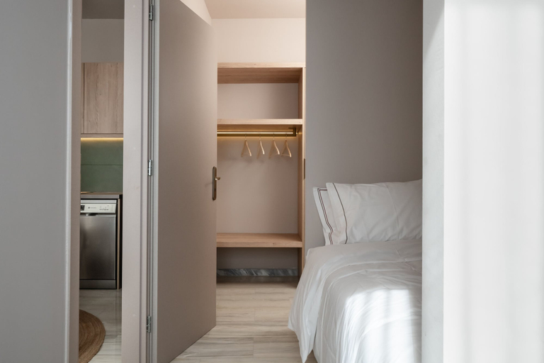 Bedroom 5, Num Suites & Lofts Athens, Attica