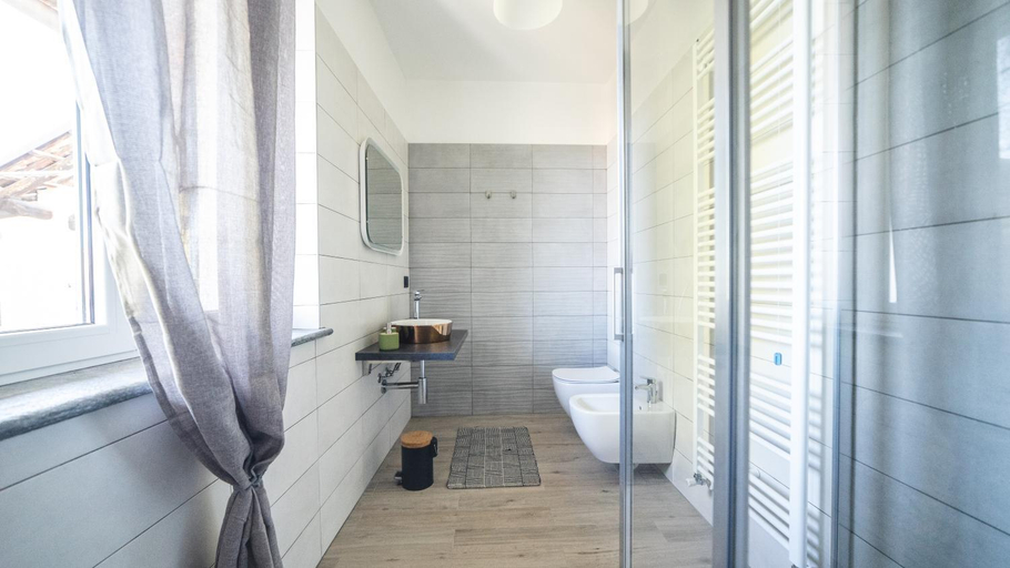 Bathroom 3, Locanda Starde, Cuneo