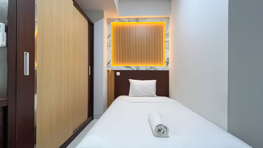 Bedroom 2, Spacious 2Br At Delft Ciputra Makassar Apartment, Makassar