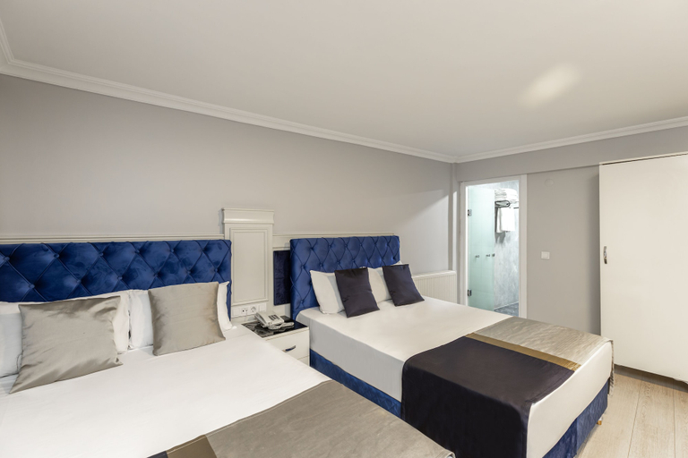 Bedroom 4, Sirkeci Family Hotel, Fatih