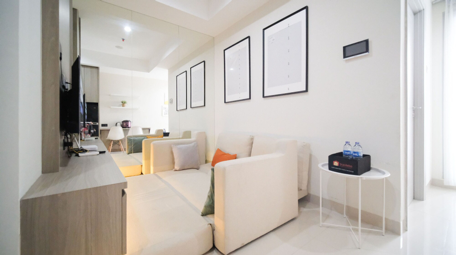 Living area 2, Good Choice And Homey 1Br Grand Sungkono Lagoon Apartment, Surabaya