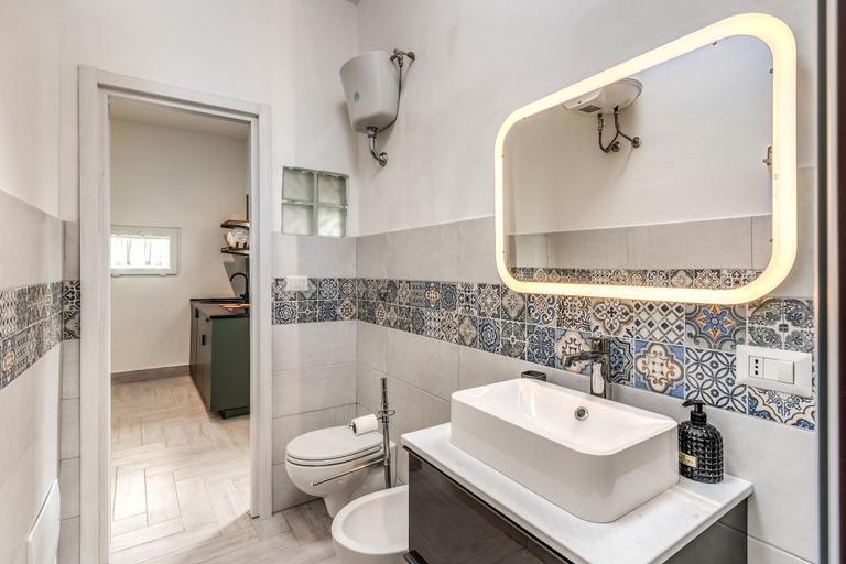 Bathroom 3, Vesuvio Home Capodichino, Napoli