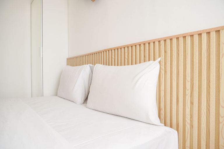Bedroom 3, Homey And Good Choice Studio Tokyo Riverside Pik 2 Apartment, Tangerang